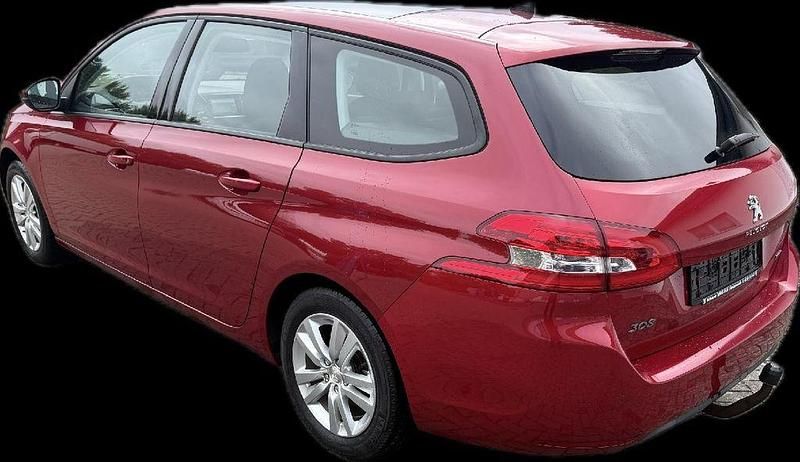 Gebraucht Peugeot 308 SW Active 150 PS (110 kW) 2016 Rot Kombi