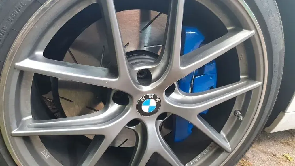 Gebraucht BMW M550 Performance 381 PS (280 kW) 2017 Weiß Limousine