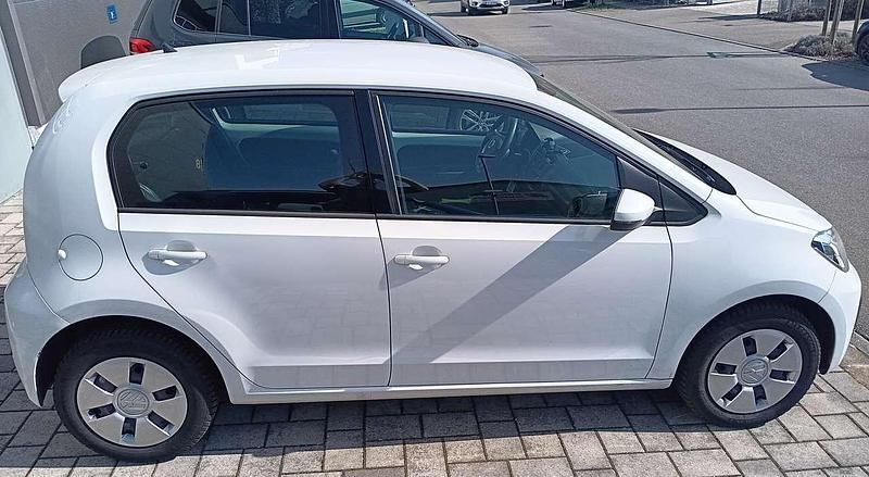 Gebraucht VW up! Active 65 PS (47 kW) 2021 Pure white Kleinwagen