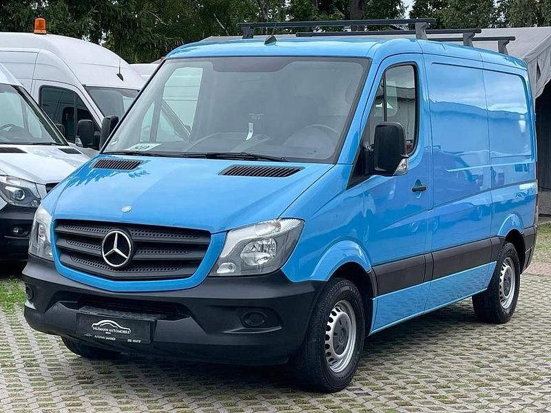 Blau Gebraucht 2015 Mercedes Sprinter Van | 12.499 € (Fairer Preis) - Bild 1/3