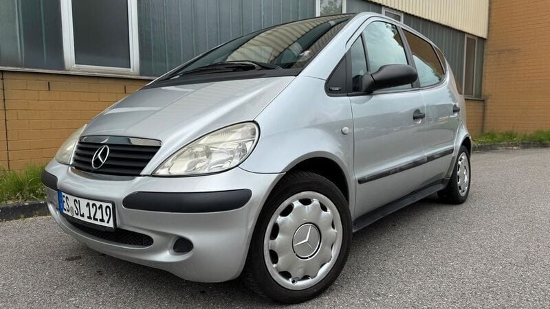Silber Gebraucht 2004 Mercedes A160 Van / Kleinbus | 2.200 € (Fairer Preis) - Bild 1/4