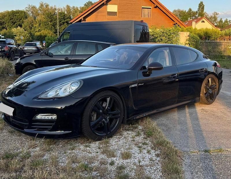Schwarz Gebraucht 2011 Porsche Panamera Limousine | 22.900 € (Fairer Preis) - Bild 1/4