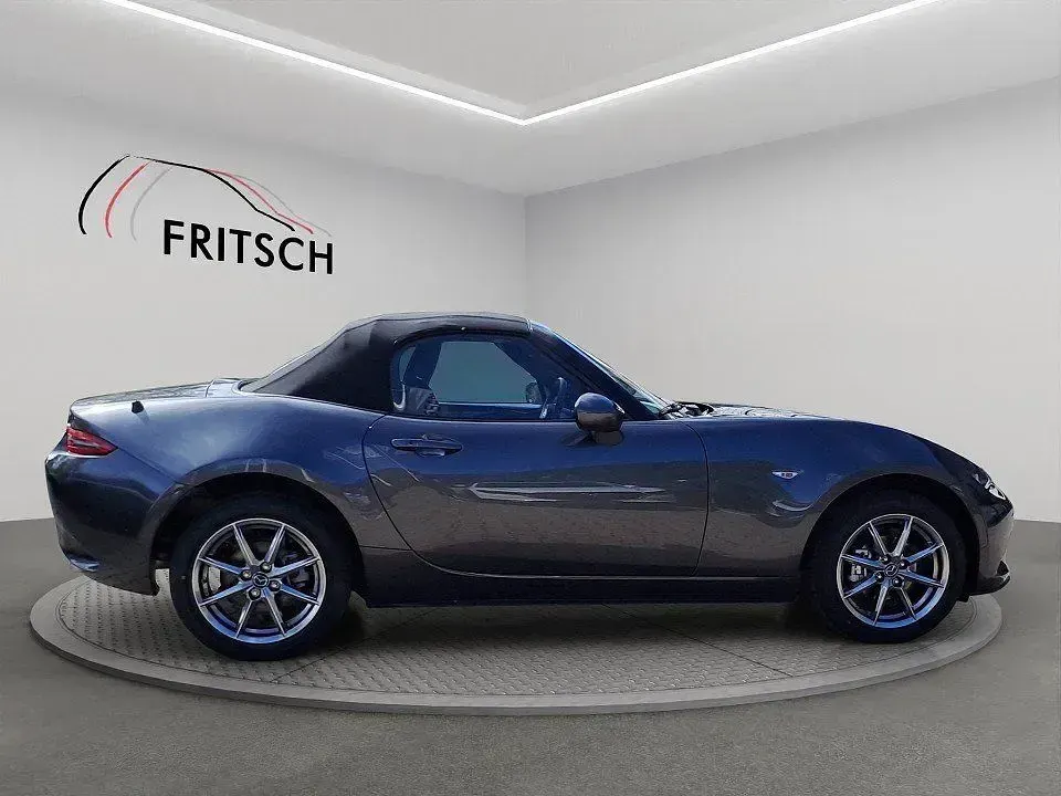 Neu Mazda MX5 Exclusive-Line 132 PS (97 kW) 2026 Grau Cabrio