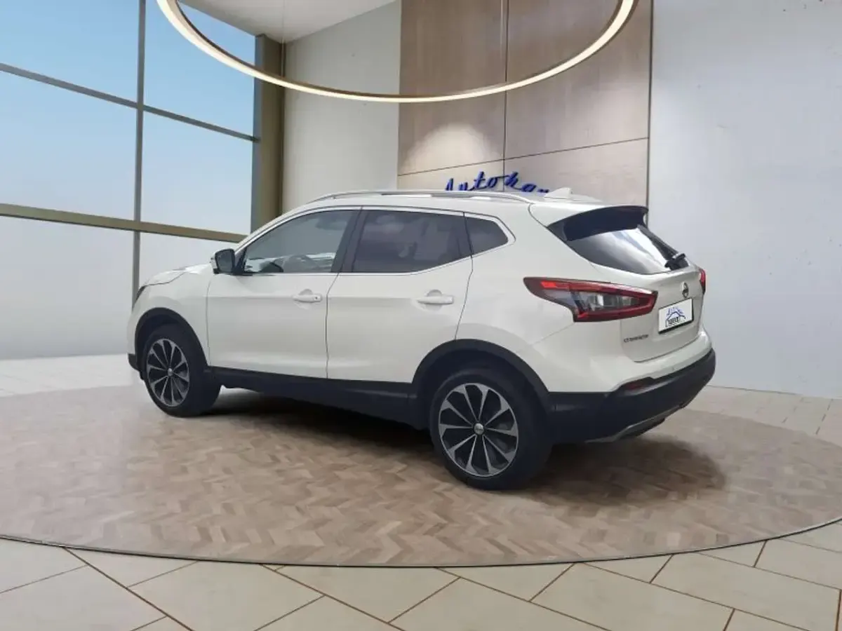 Gebraucht Nissan Qashqai N-Connecta 159 PS (116 kW) 2019 Weiß SUV