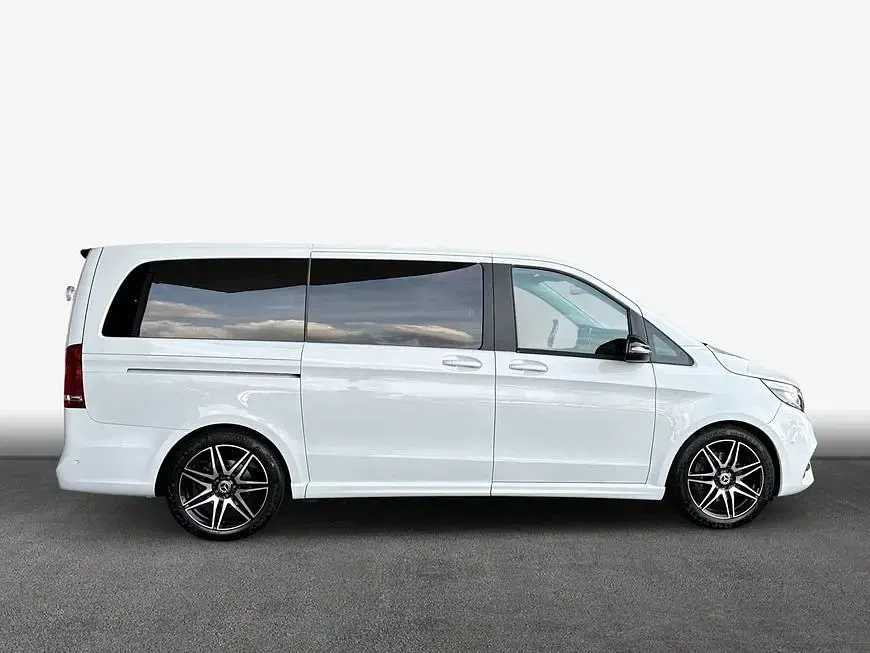 Gebraucht Mercedes V300 Edition 237 PS (174 kW) 2022 Silber Van / Kleinbus