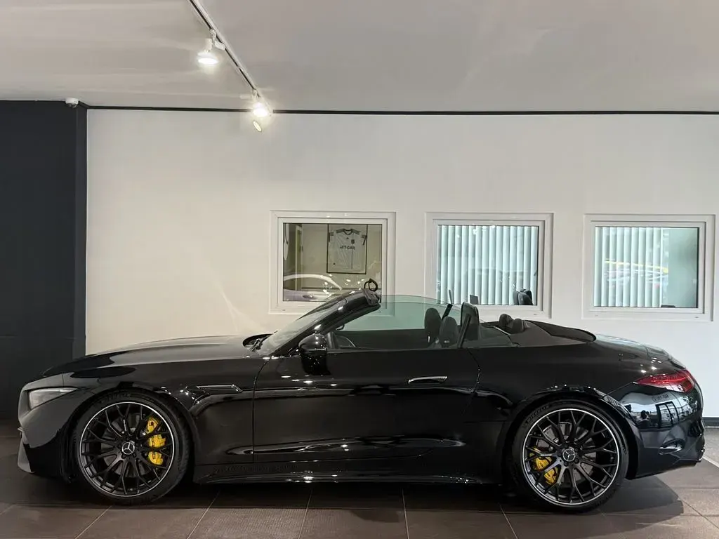 Gebraucht Mercedes SL63 AMG AMG 585 PS (430 kW) 2023 Schwarz Cabrio