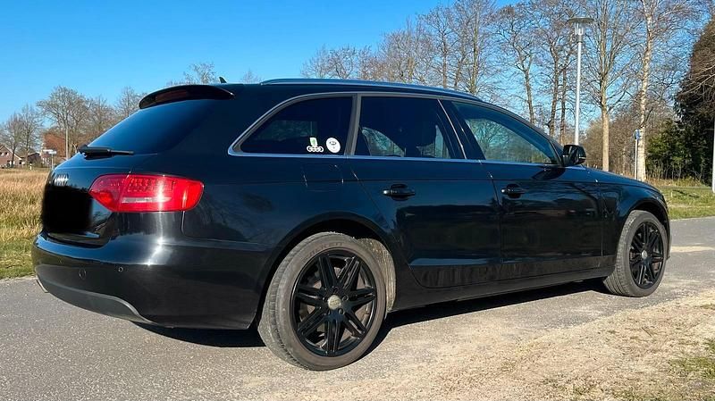 Gebraucht Audi A4 S-Line 143 PS (105 kW) 2010 Schwarz Kombi