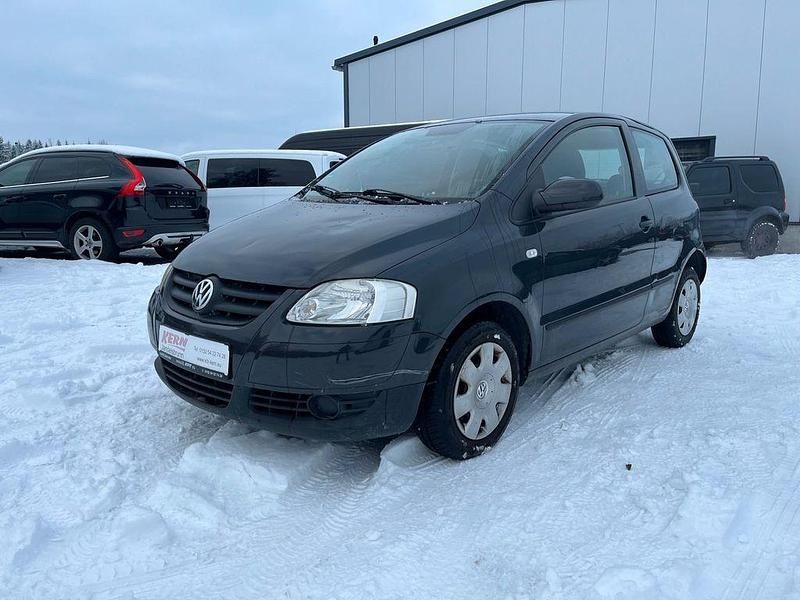 Second-hand VW Fox 75 CP (55 kW) 2005 Gri Hatchback