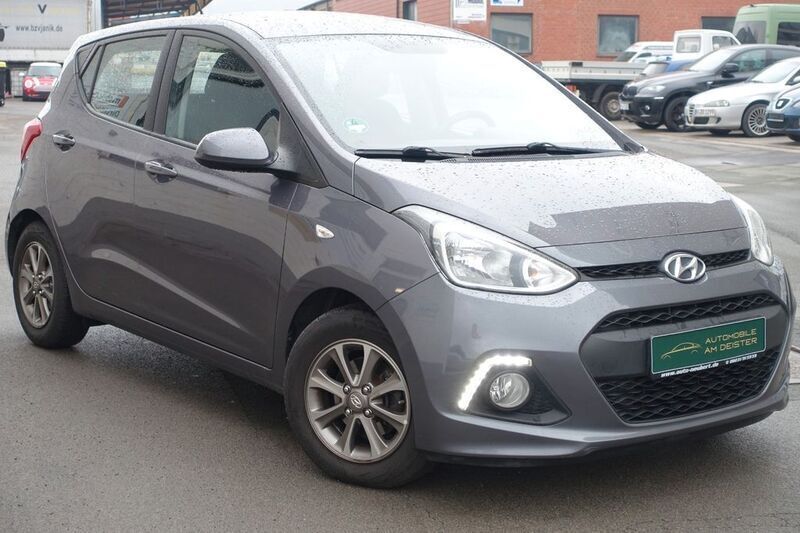 Grau Gebraucht 2014 Hyundai i10 Edition Kleinwagen | 5.990 € (Fairer Preis) - Bild 1/4