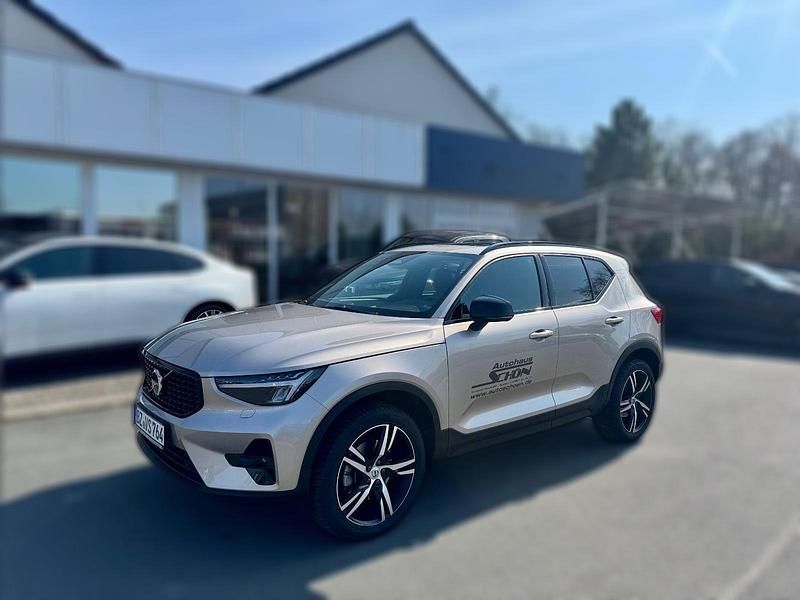 Gebraucht Volvo XC40 Plus 163 PS (119 kW) 2024 Beige metallic SUV