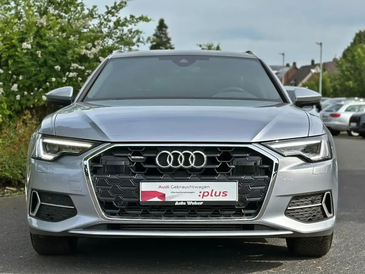 Gebraucht Audi A6 Ambiente 265 PS (194 kW) 2025 Florettsilber metallic Kombi