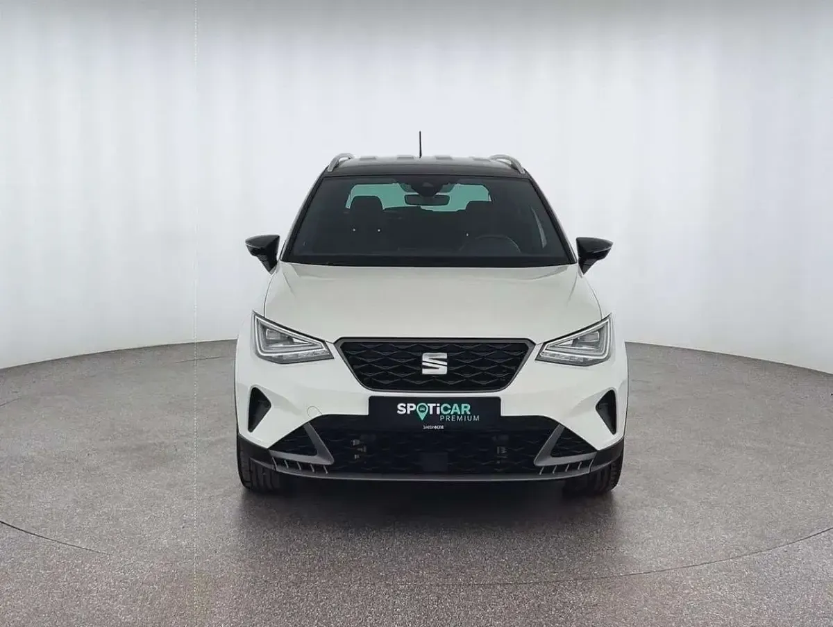 Gebraucht Seat Arona FR 110 PS (80 kW) 2023 Weiß SUV