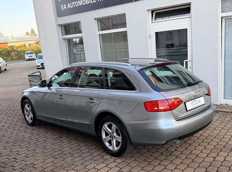 Gebraucht Audi A4 Ambiente 122 PS (89 kW) 2009 Grau Kombi