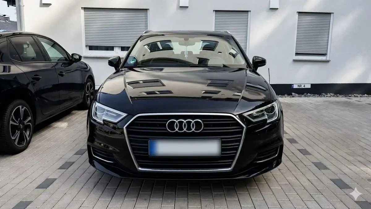 Gebraucht Audi A3 Design 150 PS (110 kW) 2018 Schwarz Limousine