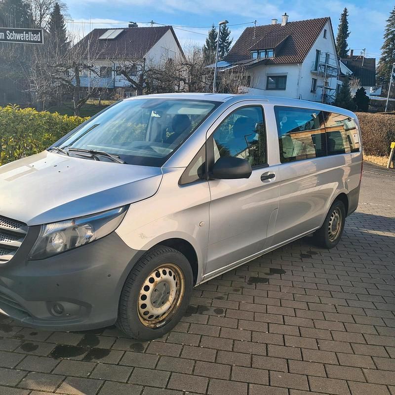 Gebraucht Mercedes Vito 136 PS (100 kW) 2017 Grau Van