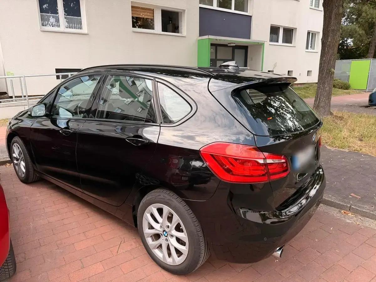 Gebraucht BMW 218 Active Tourer Shadowline 150 PS (110 kW) 2017 Schwarz Van / Kleinbus