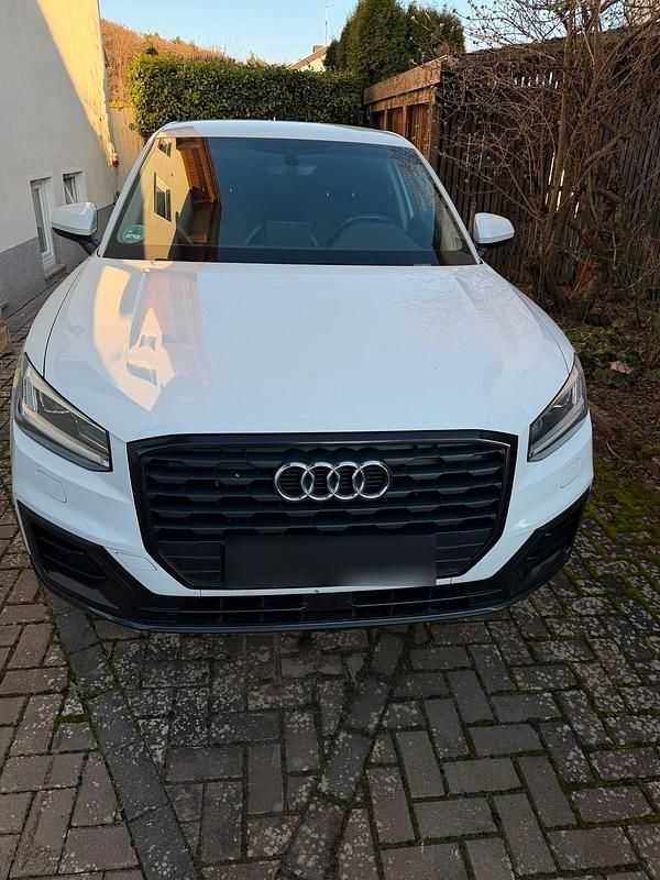 Gebraucht Audi Q2 116 PS (85 kW) 2017 Weiß SUV