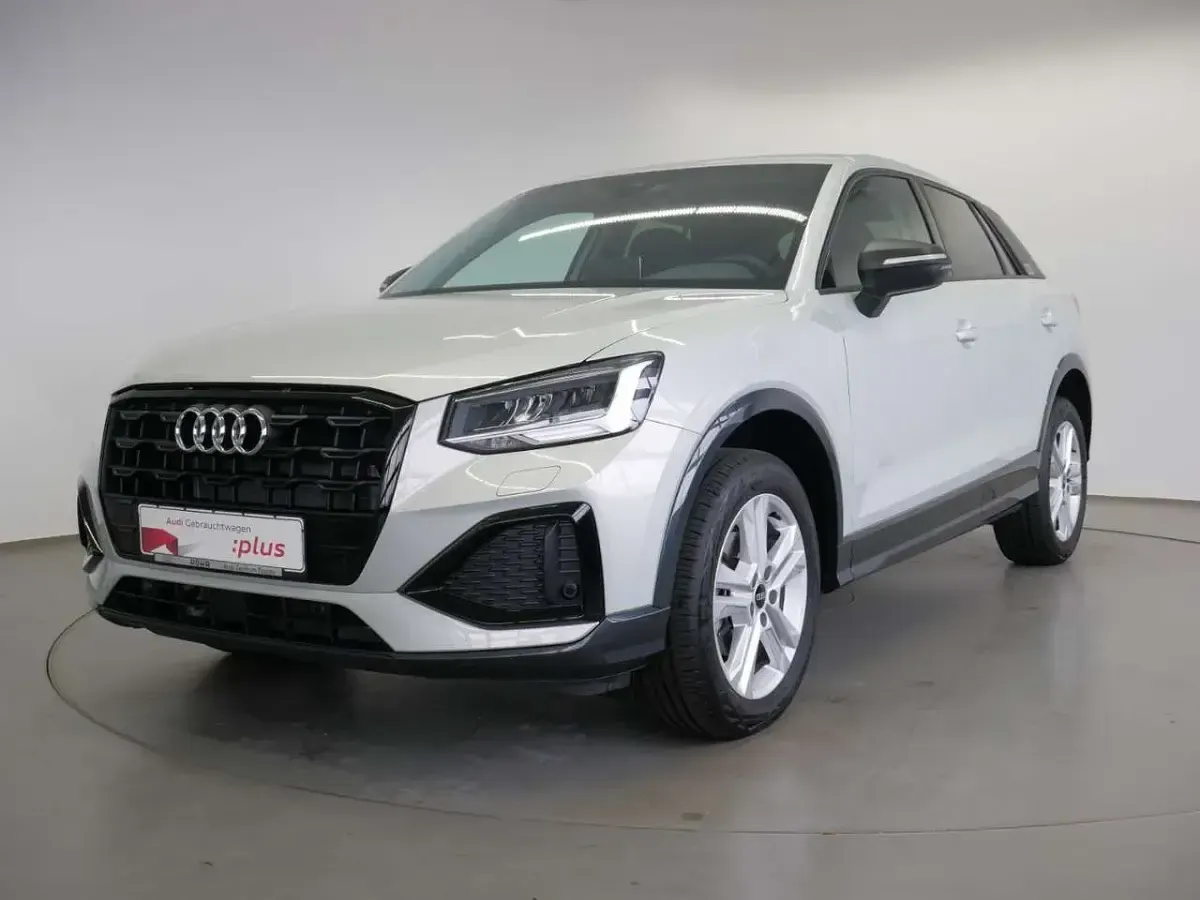 Gebraucht Audi Q2 Advanced 116 PS (85 kW) 2025 Tausilber metallic SUV