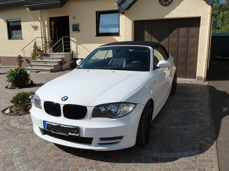 Gebraucht BMW 118 Cabriolet Performance 143 PS (105 kW) 2009 Weiß Cabrio