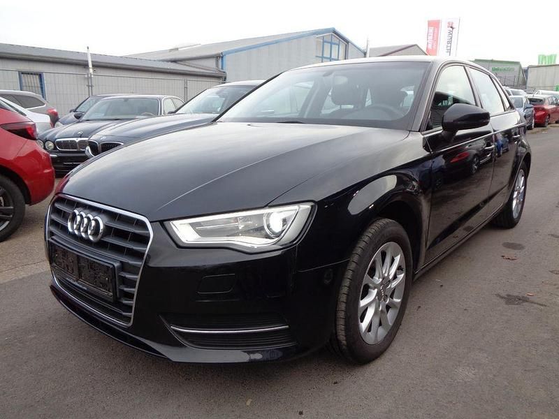 Gebraucht Audi A3 Attraction 179 PS (131 kW) 2013 Schwarz Limousine