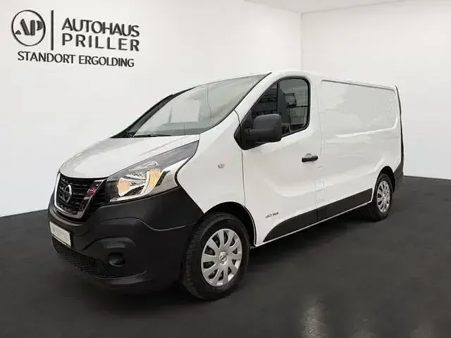 Gebraucht Nissan NV300 Comfort 146 PS (107 kW) 2021 Glacier white (s) Van