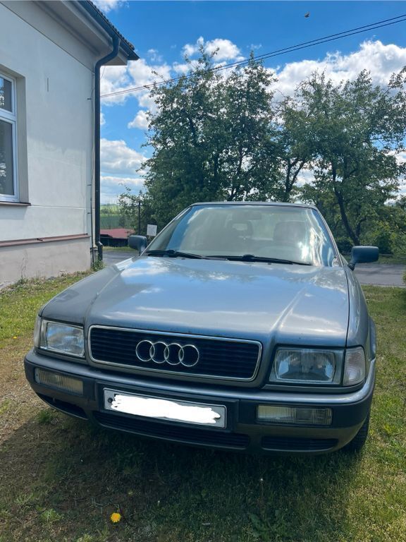 Grau Gebraucht 1987 Audi 80 Limousine | 1.250 € - Bild 1/4