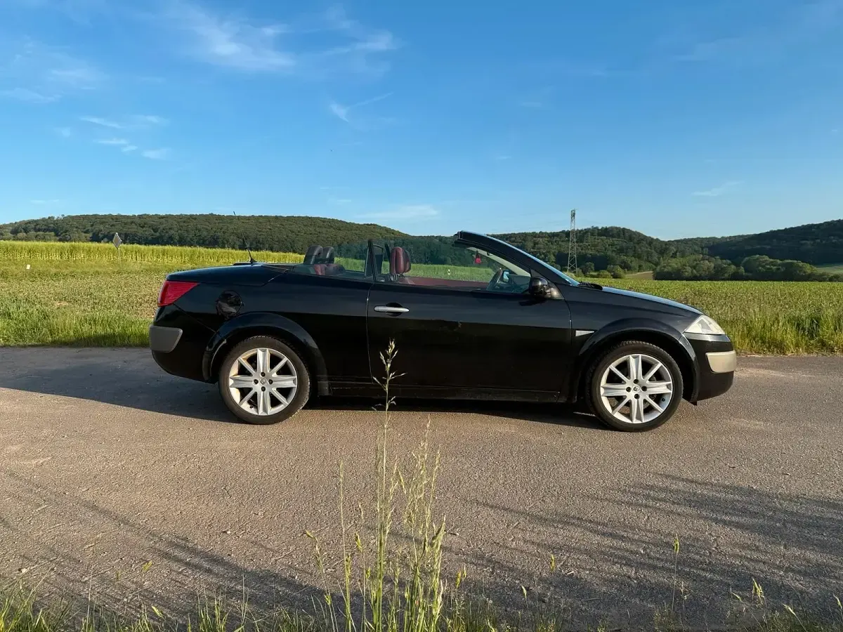 Gebraucht Renault Mégane Cabriolet 113 PS (83 kW) 2006 Schwarz Cabrio