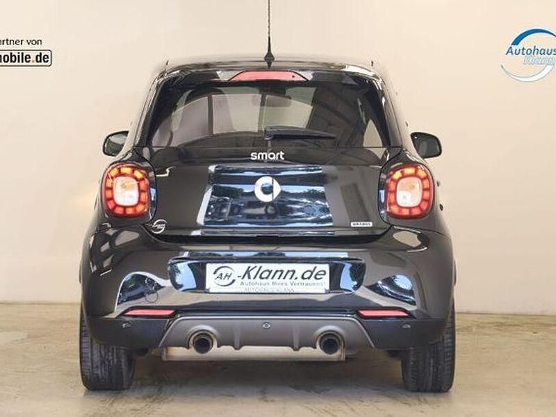 Second-hand Smart ForFour Brabus 109 CP (80 kW) 2018 Negru Hatchback