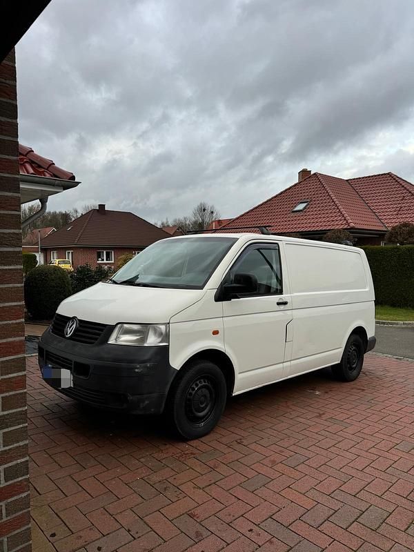 Weiß Gebraucht 2005 VW Transporter Van | 4.990 € (Guter Preis) - Bild 1/4