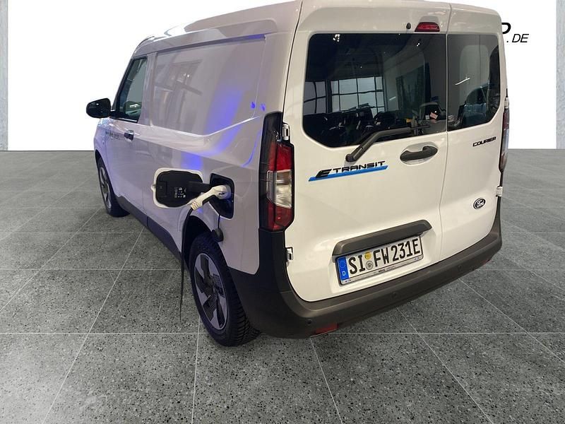 Gebraucht Ford Transit Trend 100 kW (136 PS) 2025 Weiß Van