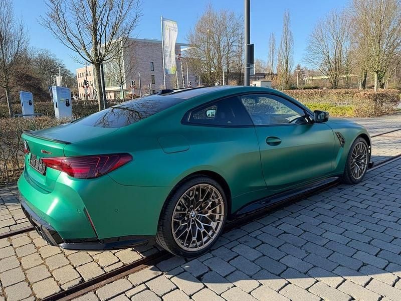 Neu BMW M4 Performance 551 PS (405 kW) 2026 Grün