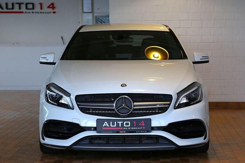 Gebraucht Mercedes A45 AMG AMG 381 PS (280 kW) 2016 Calcitweiss/zirrusweiss Kleinwagen