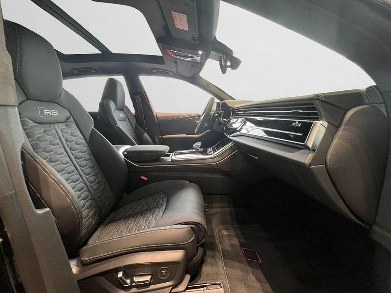 Neu Audi RS Q8 Performance 640 PS (470 kW) 2026 Schwarz SUV