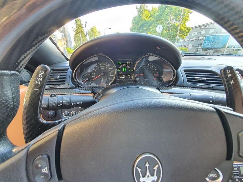 Gebraucht Maserati GranCabrio 460 PS (338 kW) 2015 Grau Cabrio