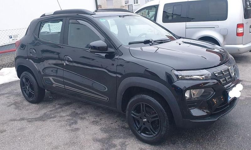 Gebraucht Dacia Spring Comfort Plus 33 kW (45 PS) 2022 Schwarz Kleinwagen