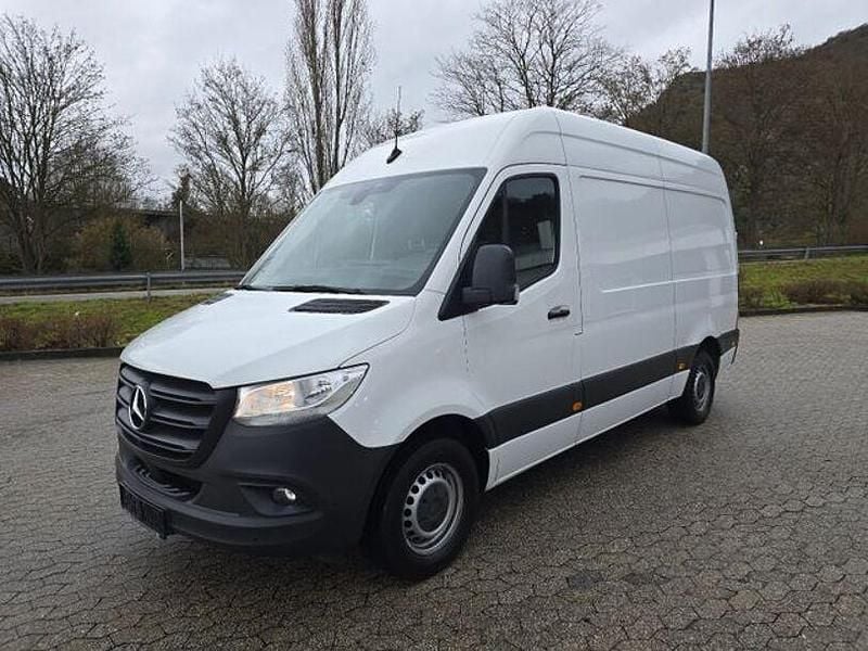 Gebraucht Mercedes Sprinter 199 PS (146 kW) 2021 Weiß Van