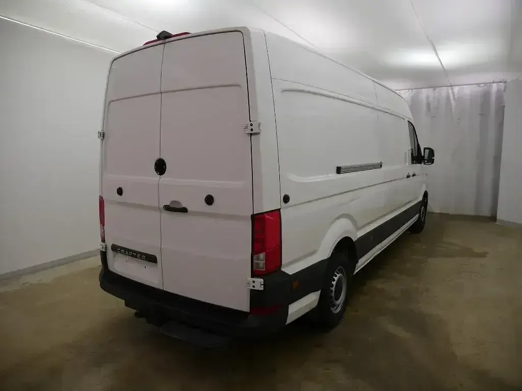 Gebraucht VW Crafter 130 PS (95 kW) 2025 Weiß Van