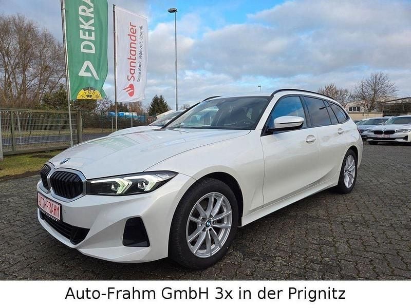 Gebraucht BMW 320 Shadowline 190 PS (139 kW) 2023 Weiß Kombi