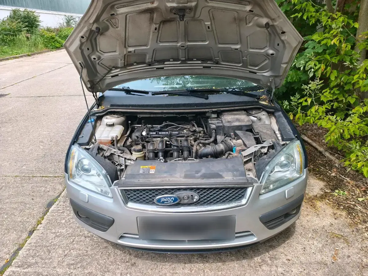 Gebraucht Ford Focus 115 PS (84 kW) 2026 Grau Kombi