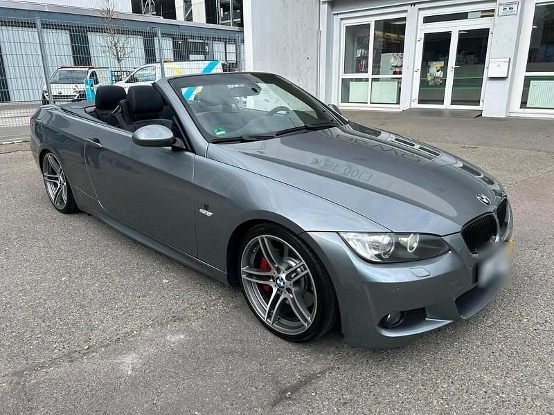 Gebraucht BMW 335 Cabriolet 306 PS (225 kW) 2009 Grün Cabrio