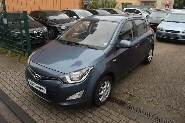 Gebraucht Hyundai i20 Edition 86 PS (63 kW) 2013 Andere Kleinwagen