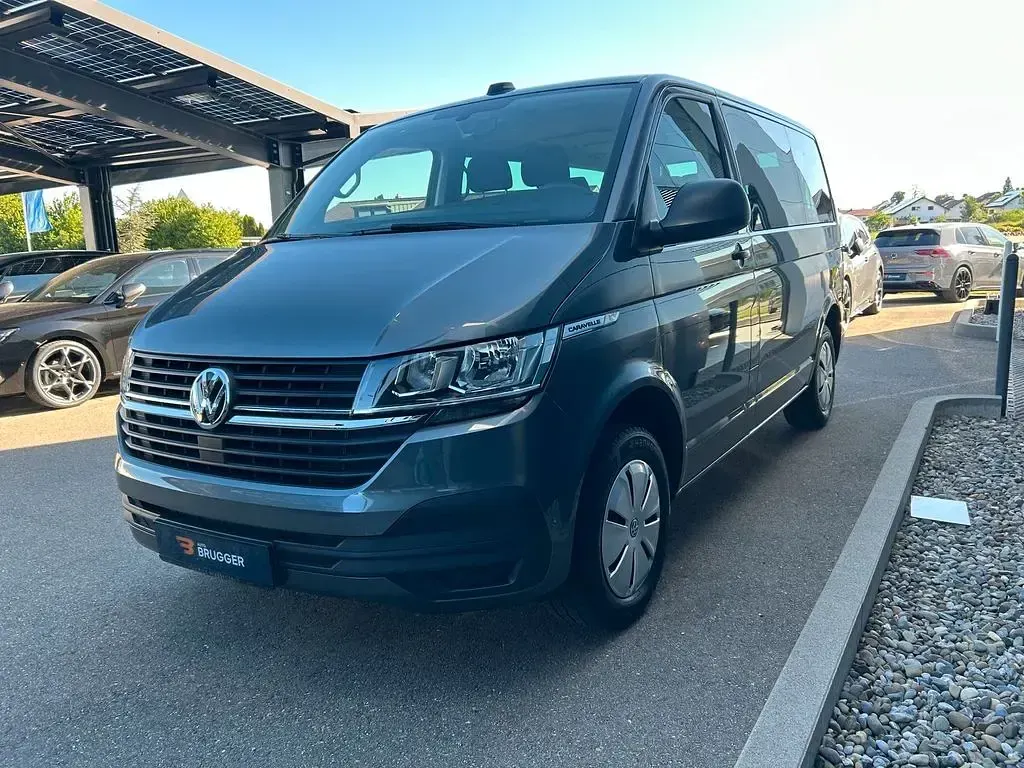 Usado VW Caravelle 150 CV (110 kW) 2021 Gris Van