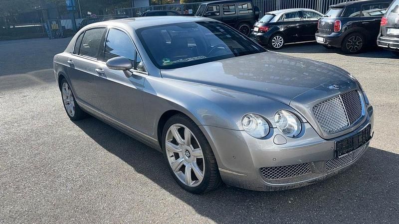 Gebraucht Bentley Continental Flying Spur 559 PS (411 kW) 2005 Grau Limousine