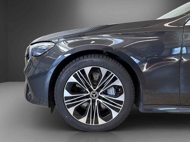 Gebraucht Mercedes E300 Advanced 313 PS (230 kW) 2024 Grau Limousine