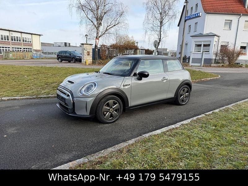 Grau Gebraucht 2022 Mini Cooper SE Essential Kleinwagen | 14.490 € (Guter Preis) - Bild 1/4