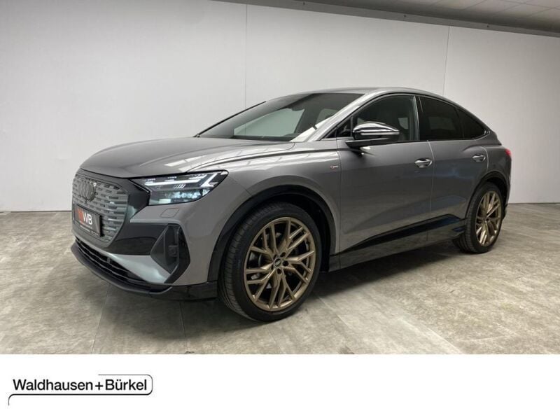 Taifungrau (metallic) Gebraucht 2022 Audi e-tron Ambiente SUV | 36.950 € (Fairer Preis) - Bild 1/4