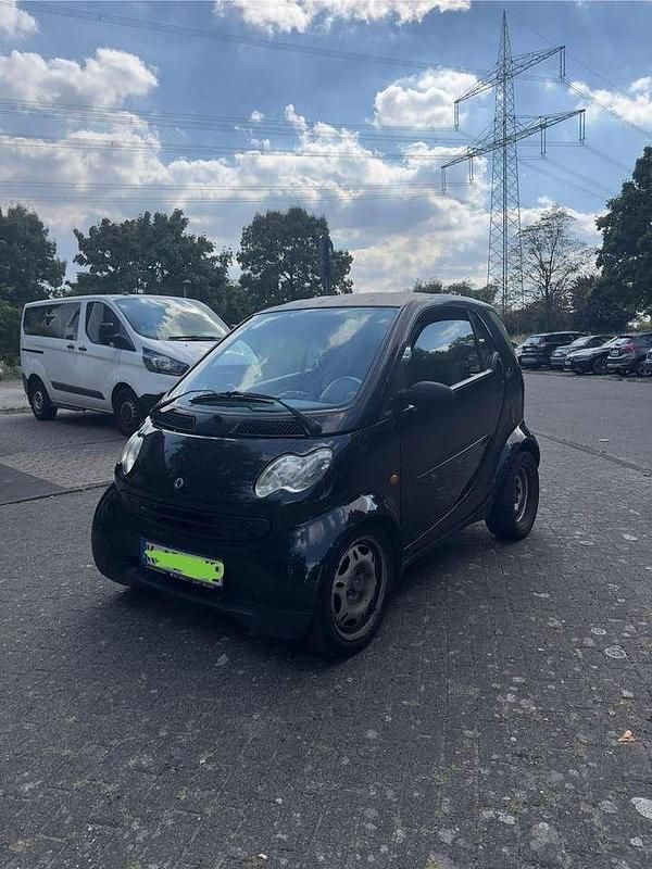 Schwarz Gebraucht 2003 Smart ForTwo Coupé Kleinwagen | 1.700 € (Fairer Preis) - Bild 1/4
