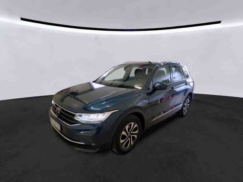 Nightshade blue Gebraucht 2022 VW Tiguan Active SUV | 24.240 € (Fairer Preis) - Bild 1/4