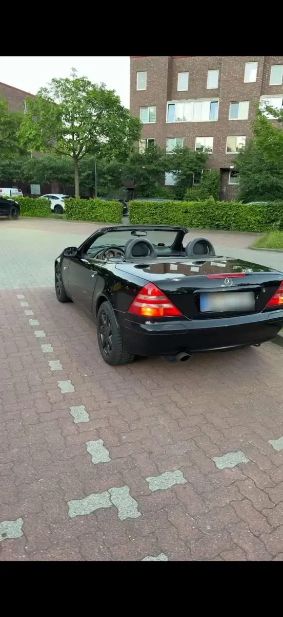 Gebraucht Mercedes SLK230 193 PS (141 kW) 1999 Schwarz Cabrio