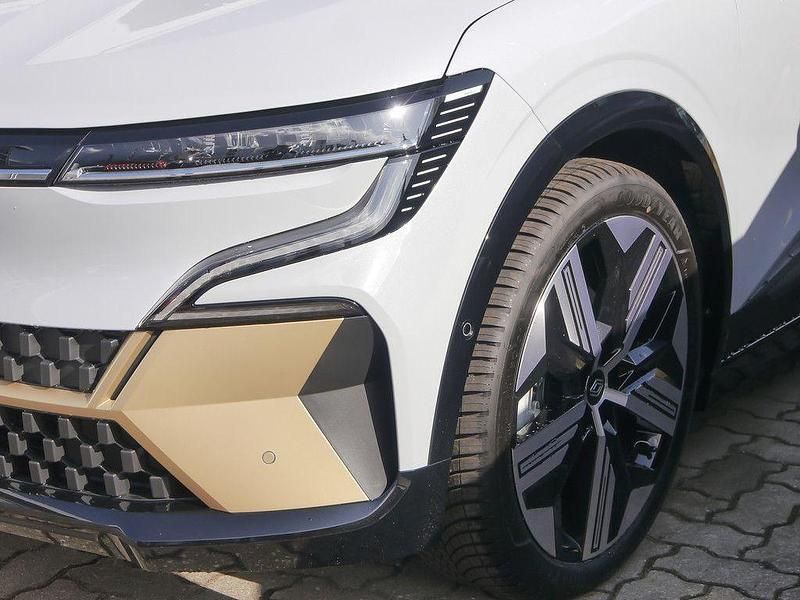 Gebraucht Renault Megane E-Tech Iconic 160 kW (218 PS) 2024 Grau Limousine